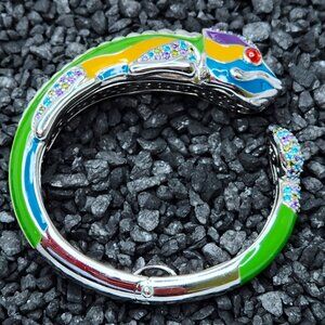 Belle Étoile Chameleon Bangle Bracelet .925  medium size